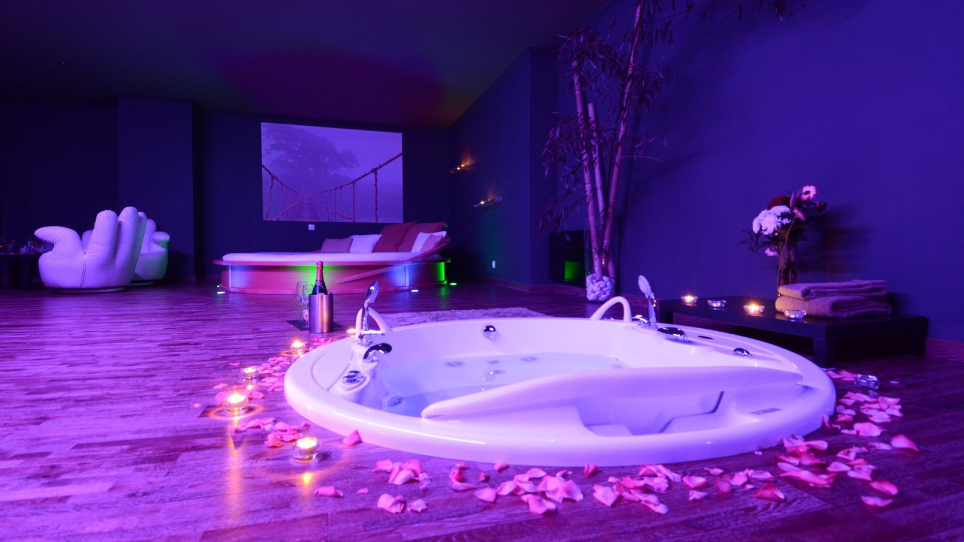 Chambre avec spa ou jacuzzi privatif