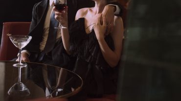 10 Idées de Dîners Romantiques Pour Une Soirée Inoubliable