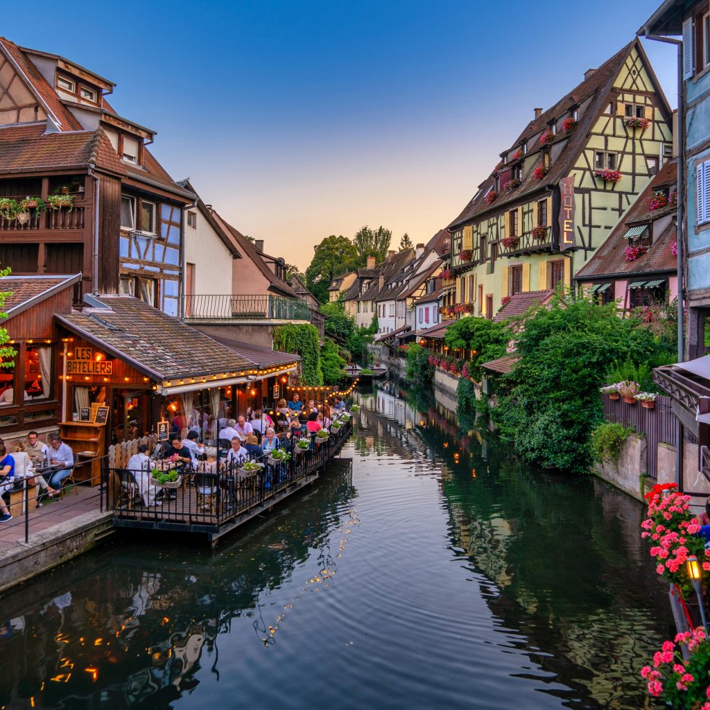 Séjour romantique dans une love room en Alsace, au cœur du Grand Est