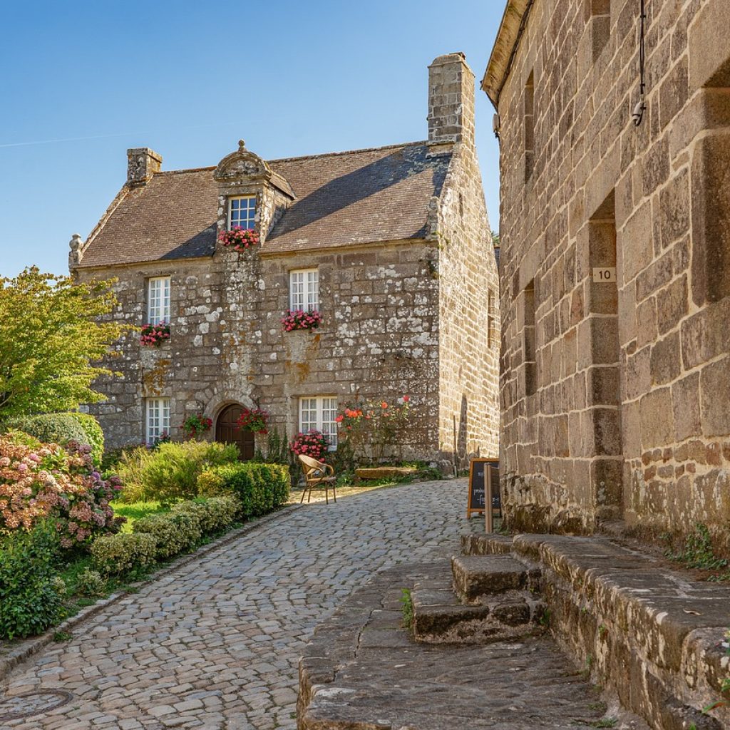 Maison typique en pierre pour un week-end romantique en Bretagne dans un village de charme