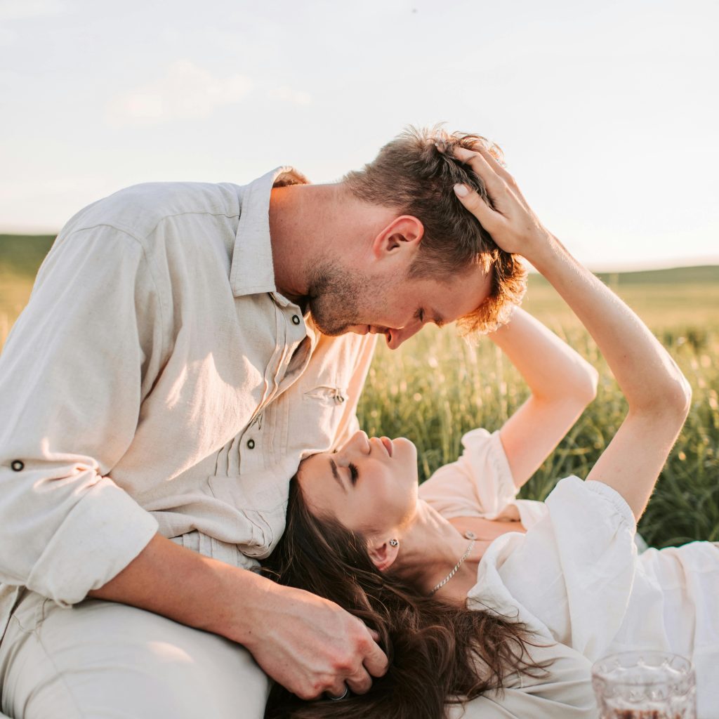 Week-end romantique en Corse sud : pique-nique champêtre pour un moment de douceur à deux